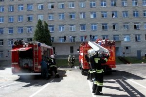 Два человека спасены на пожаре орловскими огнеборцами 