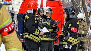 Возможная причина пожара в Новокузнецке - детская шалость с огнем